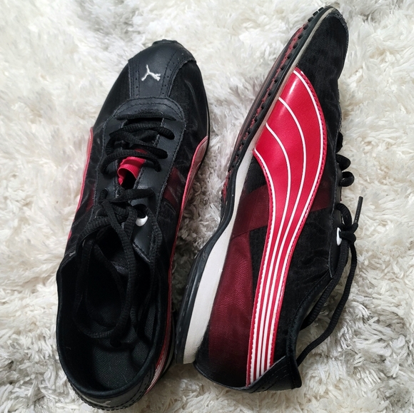 PUMA Men's Red and Black Cross-Training Shoes Size 8.5 - Picture 6 of 11